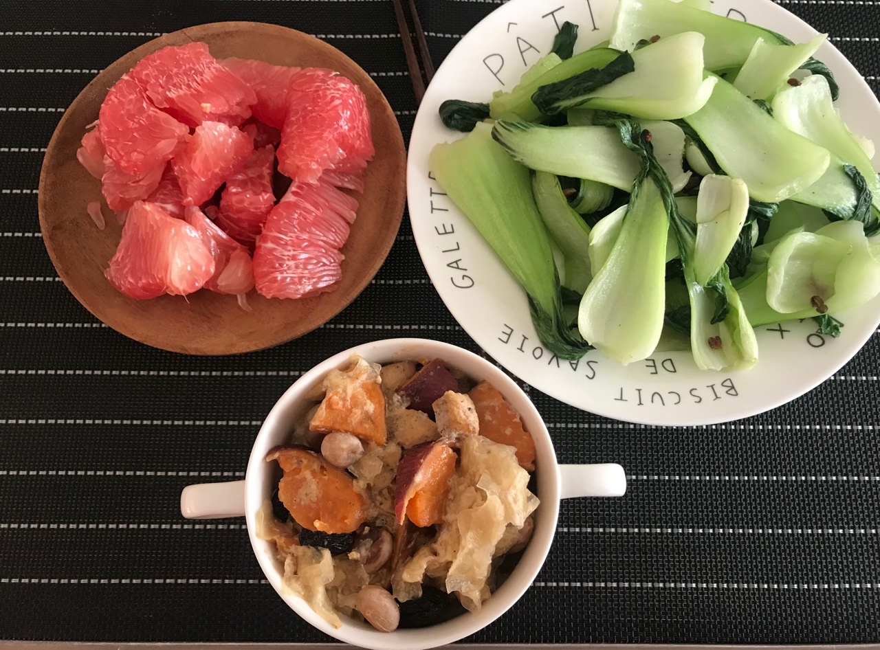 【健康三餐】红薯银耳鸡胸煮