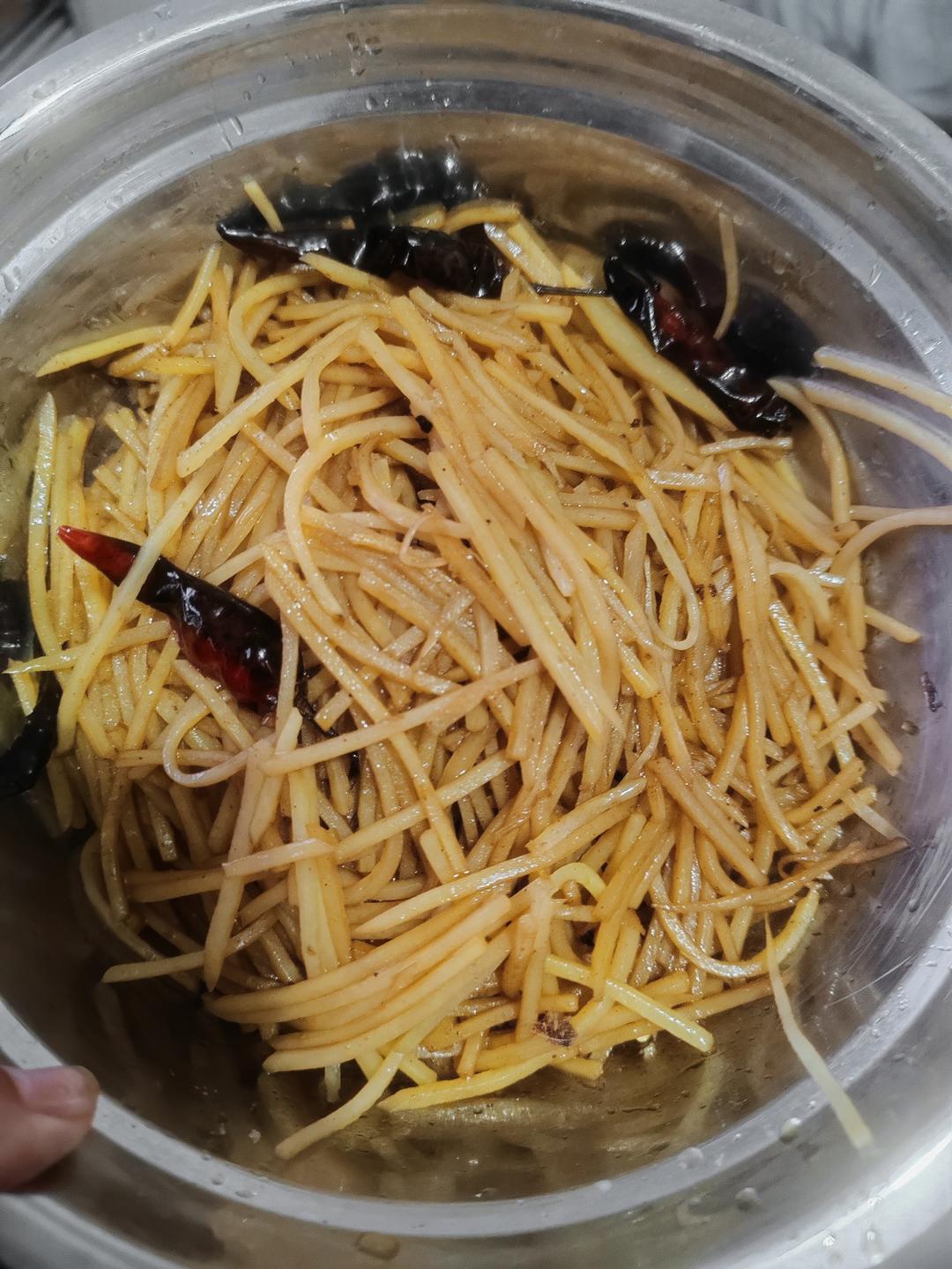 脆黄爽土豆丝，所有技巧与注意事项的做法