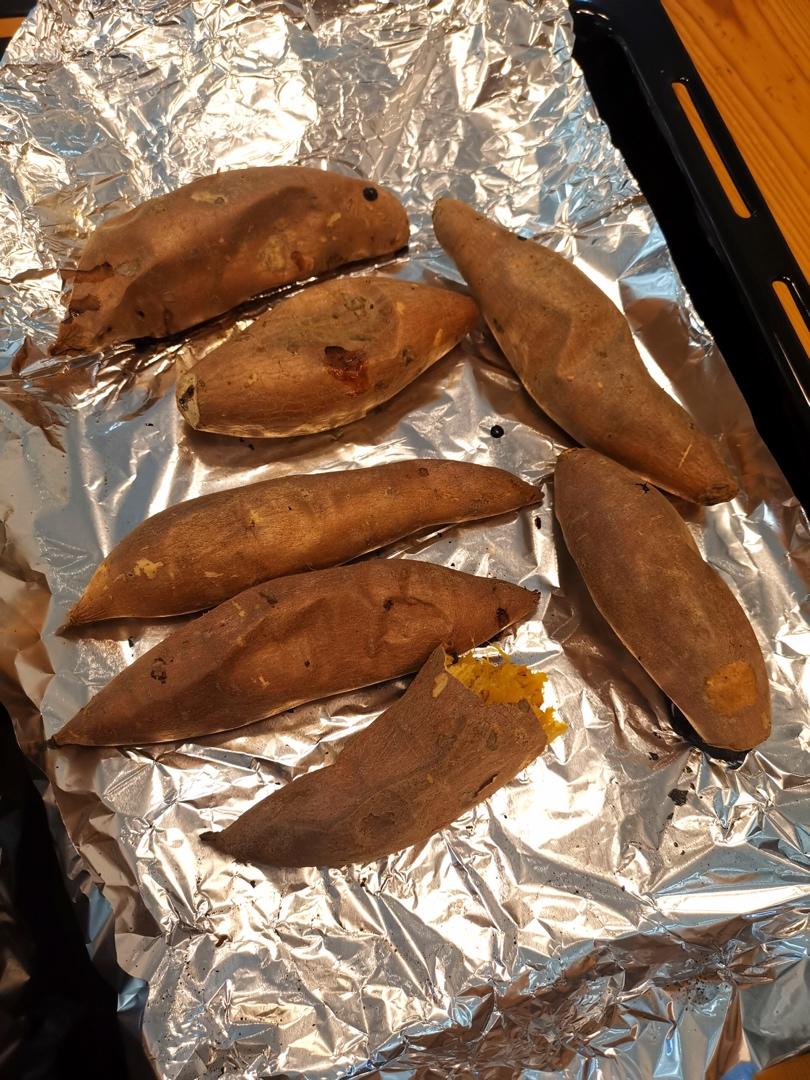 木牙克做的烤箱烤红薯
