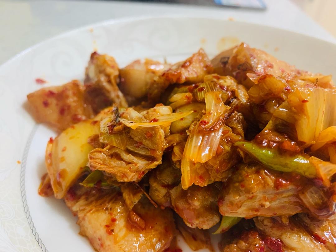 辣白菜炒五花肉