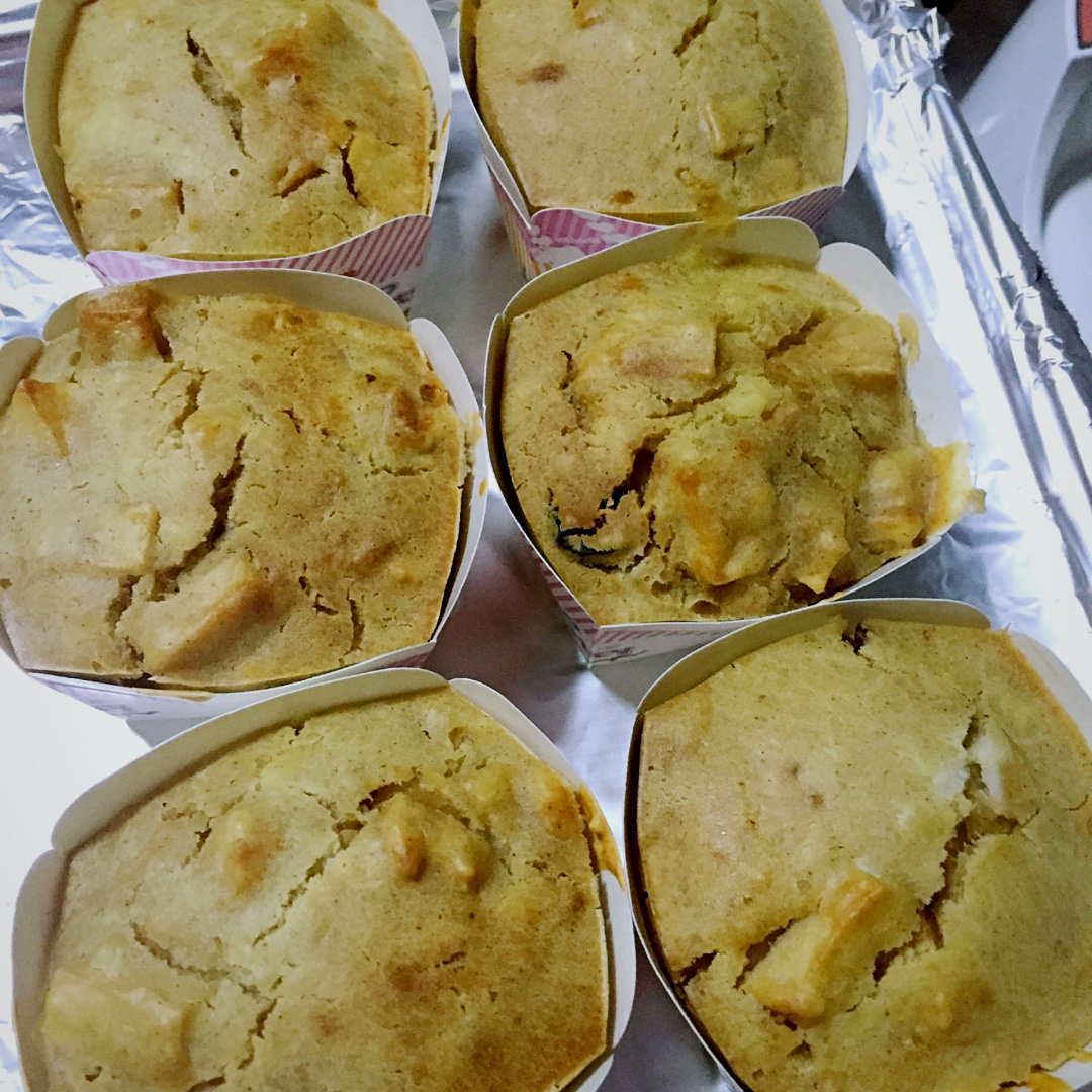 蜂蜜苹果肉桂马芬