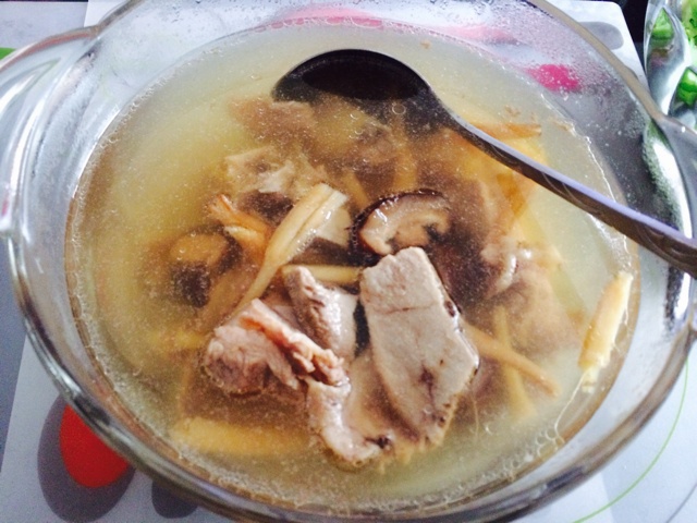 黄花菜排骨汤