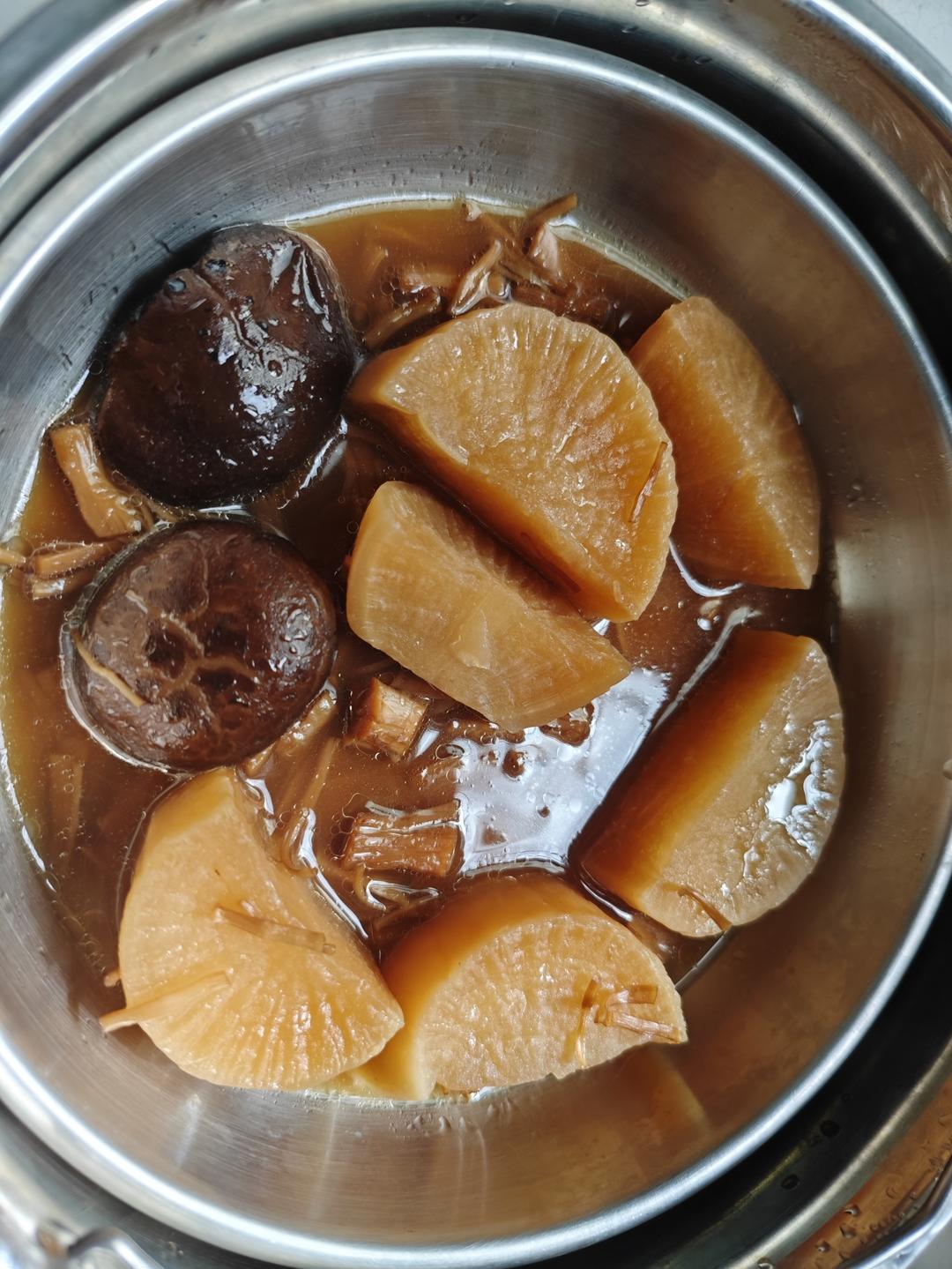 比肉好吃的【鲍汁萝卜煲】，成本5元，热乎饱全家！