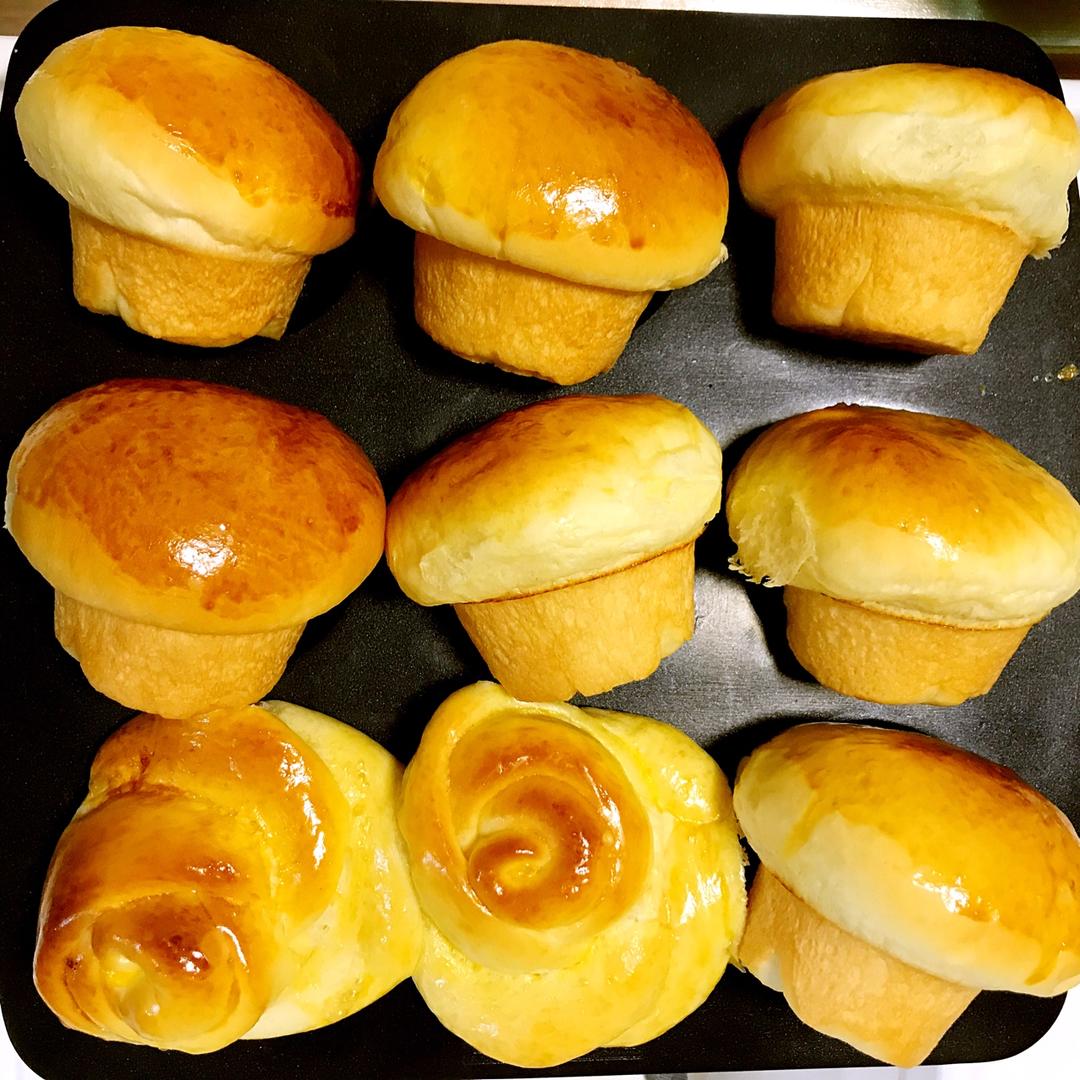 椰蓉奶油小蘑菇面包