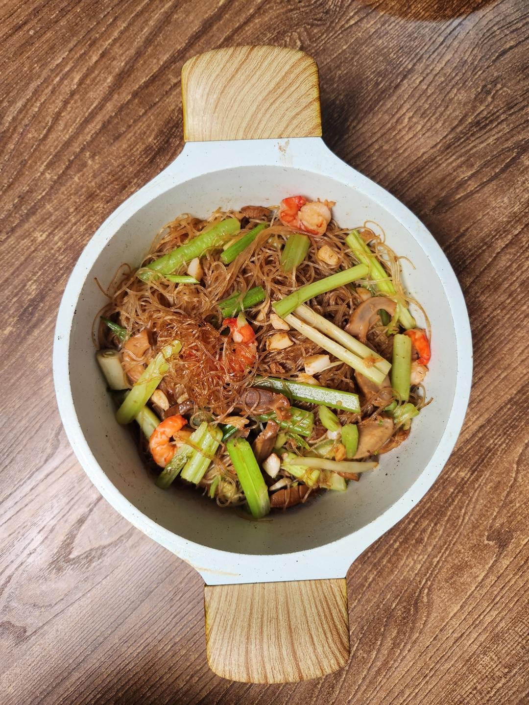 鲜虾粉丝煲