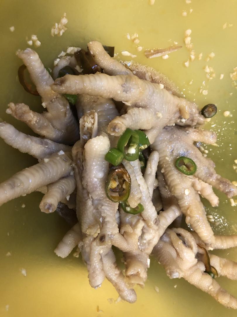 柠檬酸辣鸡爪子🐔