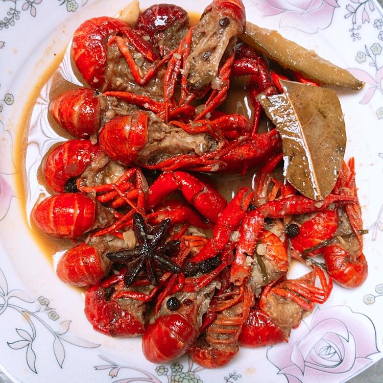 香辣小龙虾-超详细处理干净步骤！