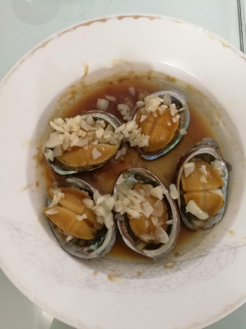张姐-蒜蓉粉丝蒸鲍鱼