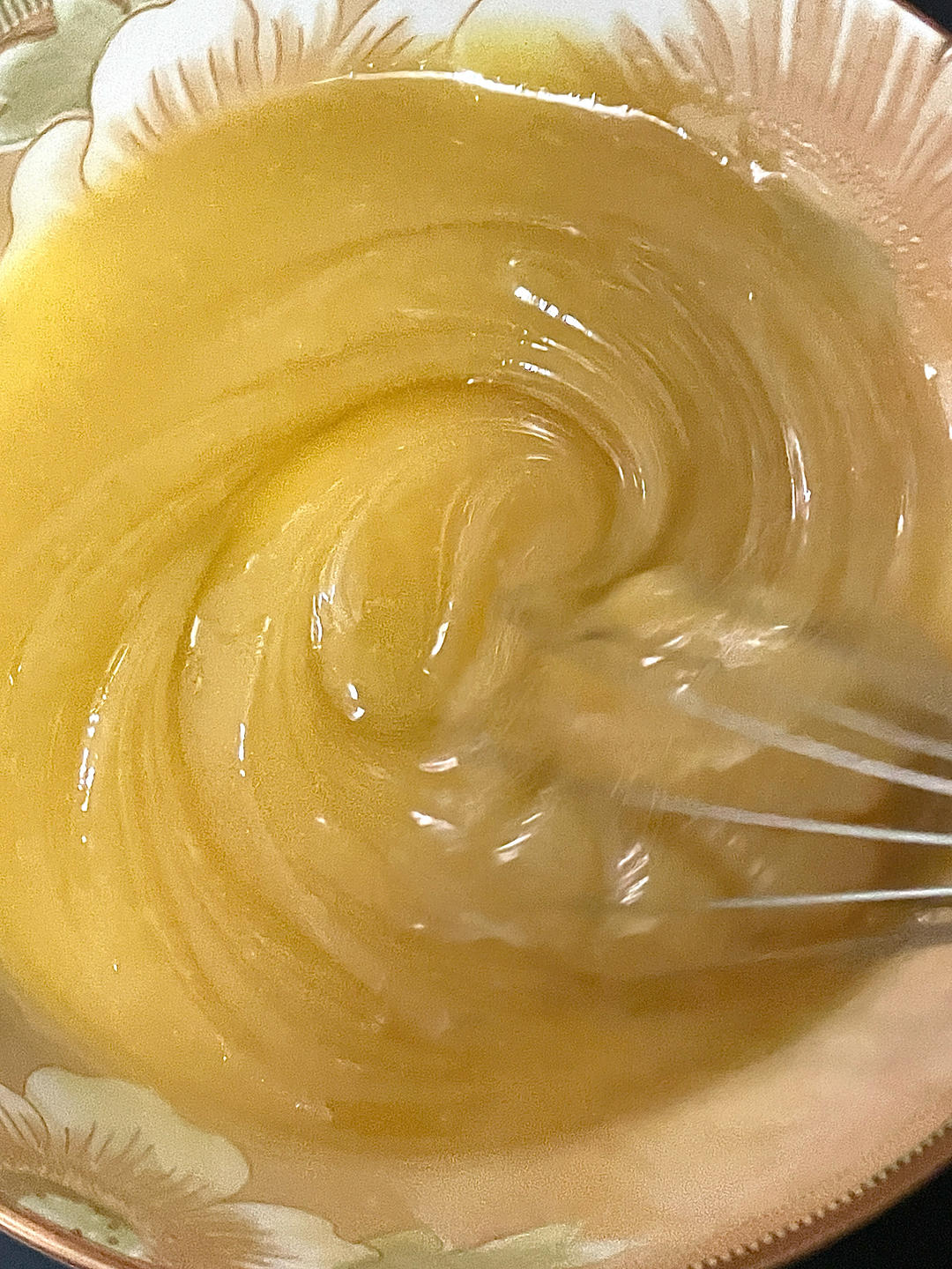 广式莲蓉蛋黄月饼/久吃不厌的经典组合
