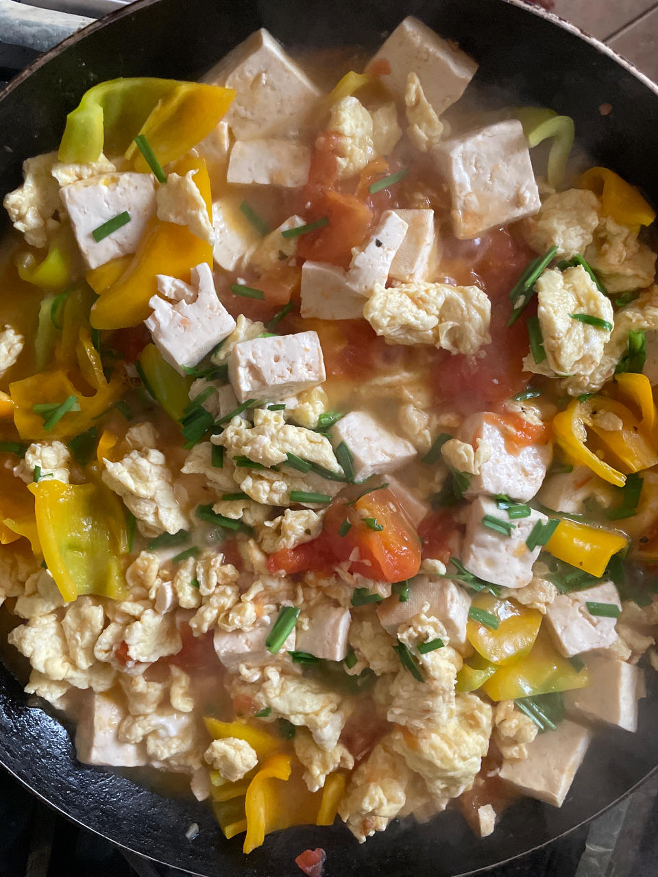 超简单老少皆宜的西红柿豆腐鸡蛋