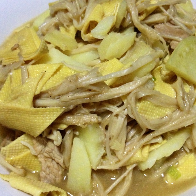土豆炖干豆腐