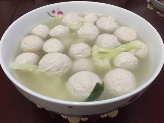 小白菜丸子汤