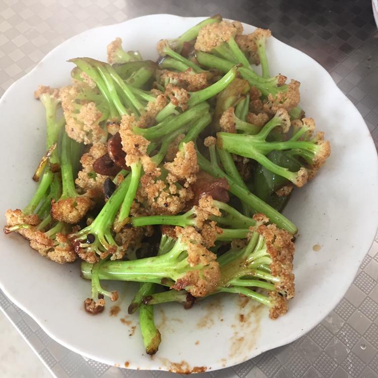 老丁的私房菜-干锅花菜