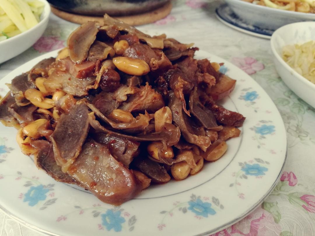 爆炒猪头肉