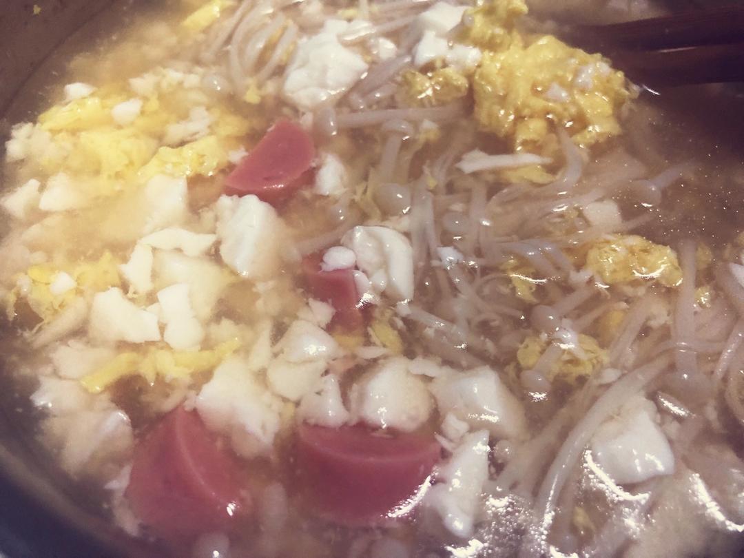 好喝鲜美的菌菇豆腐汤