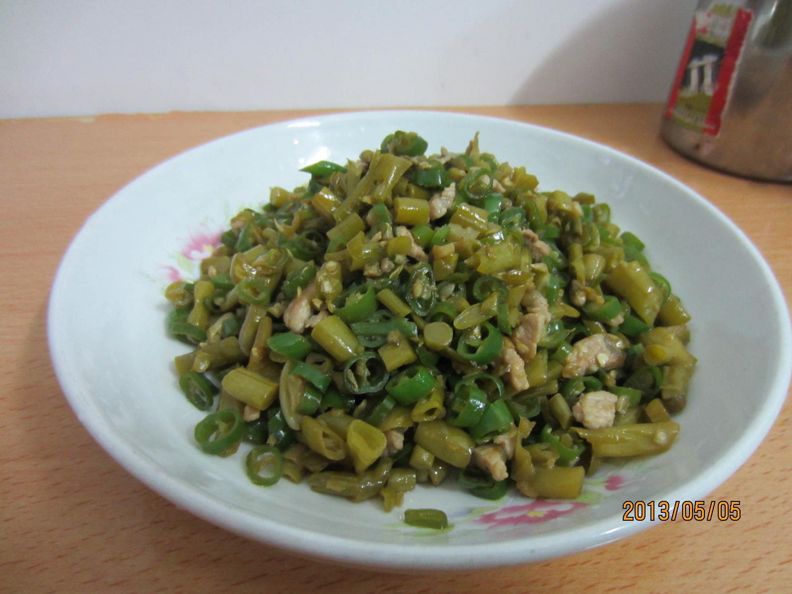酸豆角炒肉末