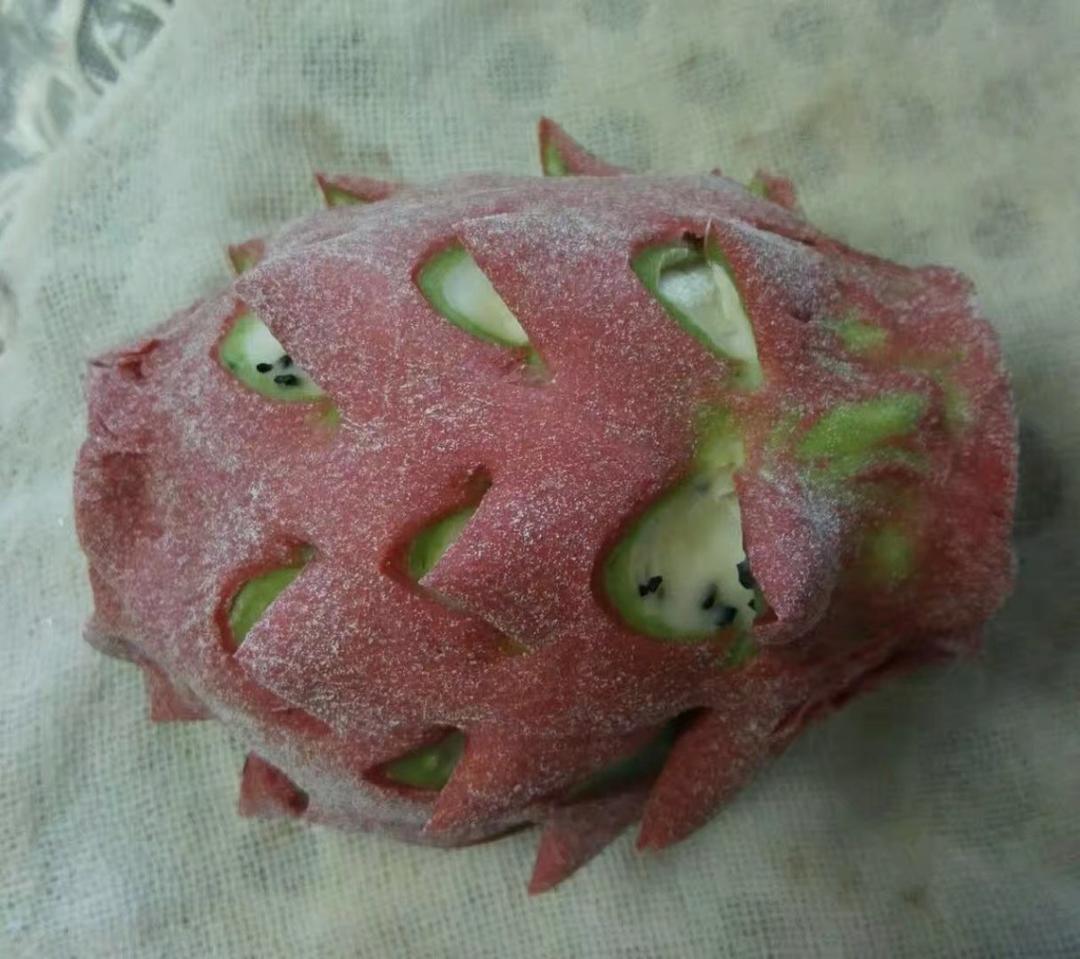 火龙果馒头
