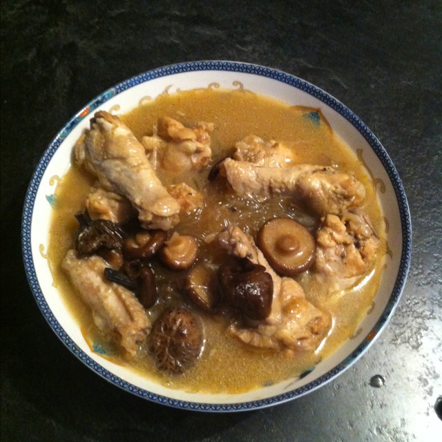 i白色衬衫做的小鸡炖蘑菇小鸡炖蘑菇家常菜首页登录注册作品动态菜单