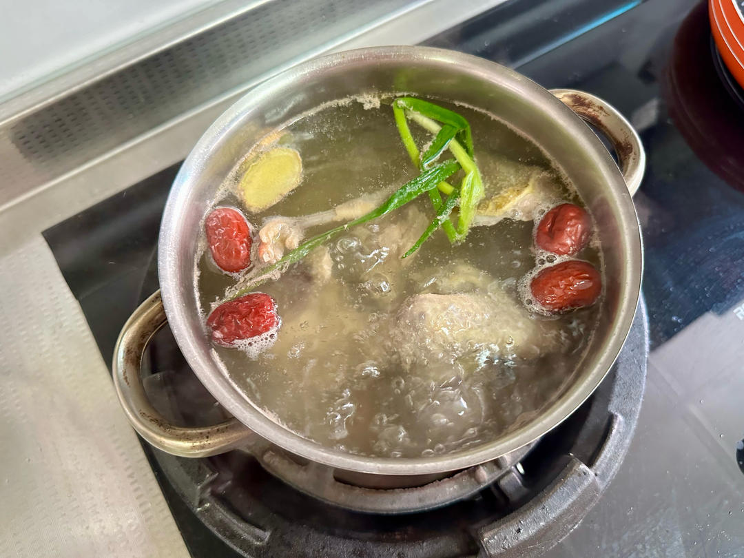 零失败养生鸽子汤