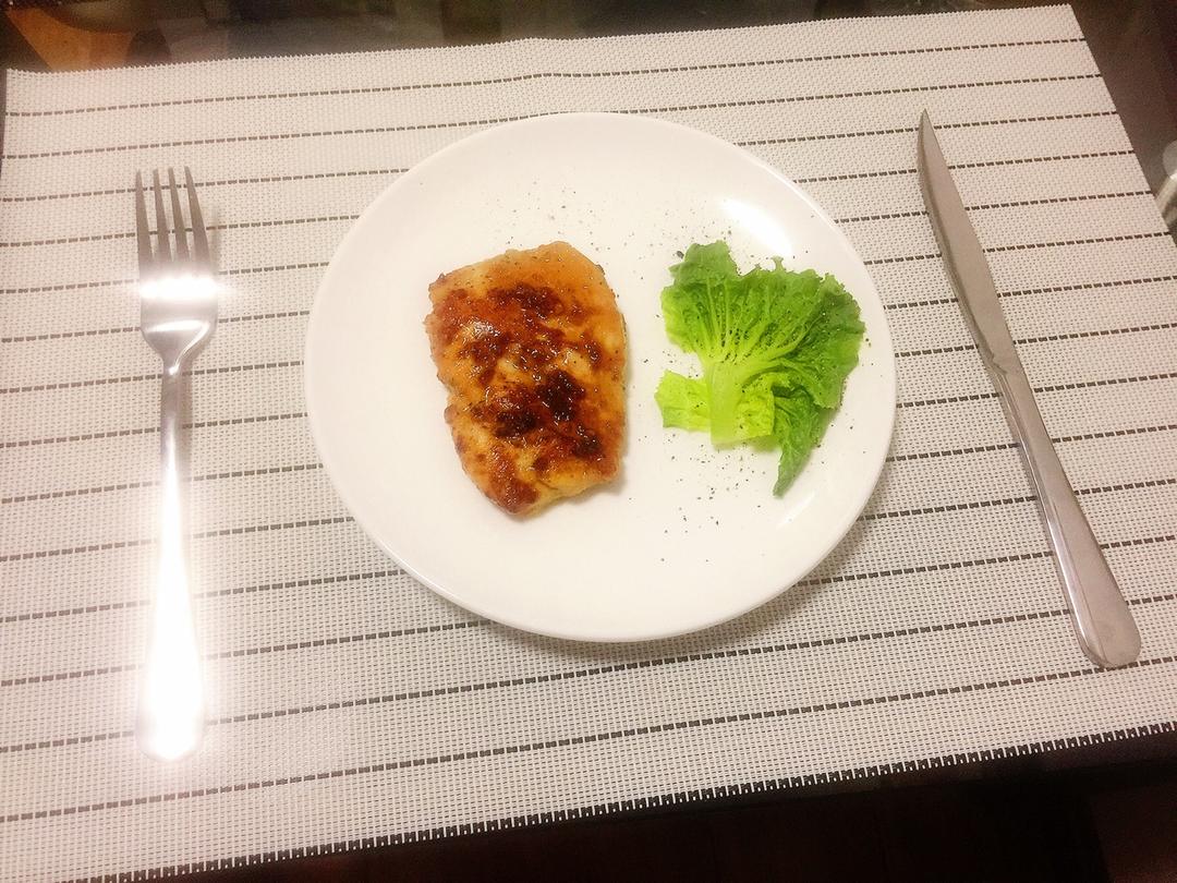 酷炫屌炸天好吃的煎鸡胸肉（香蒜蜂蜜煎鸡胸肉）