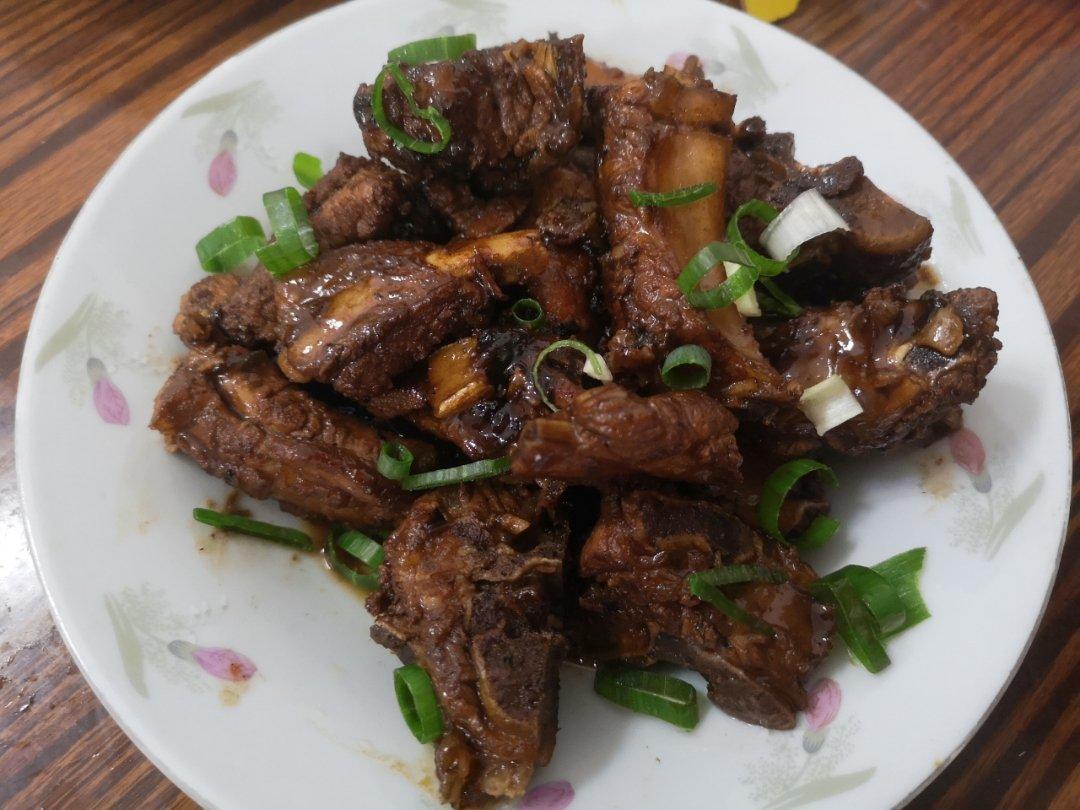红烧排骨