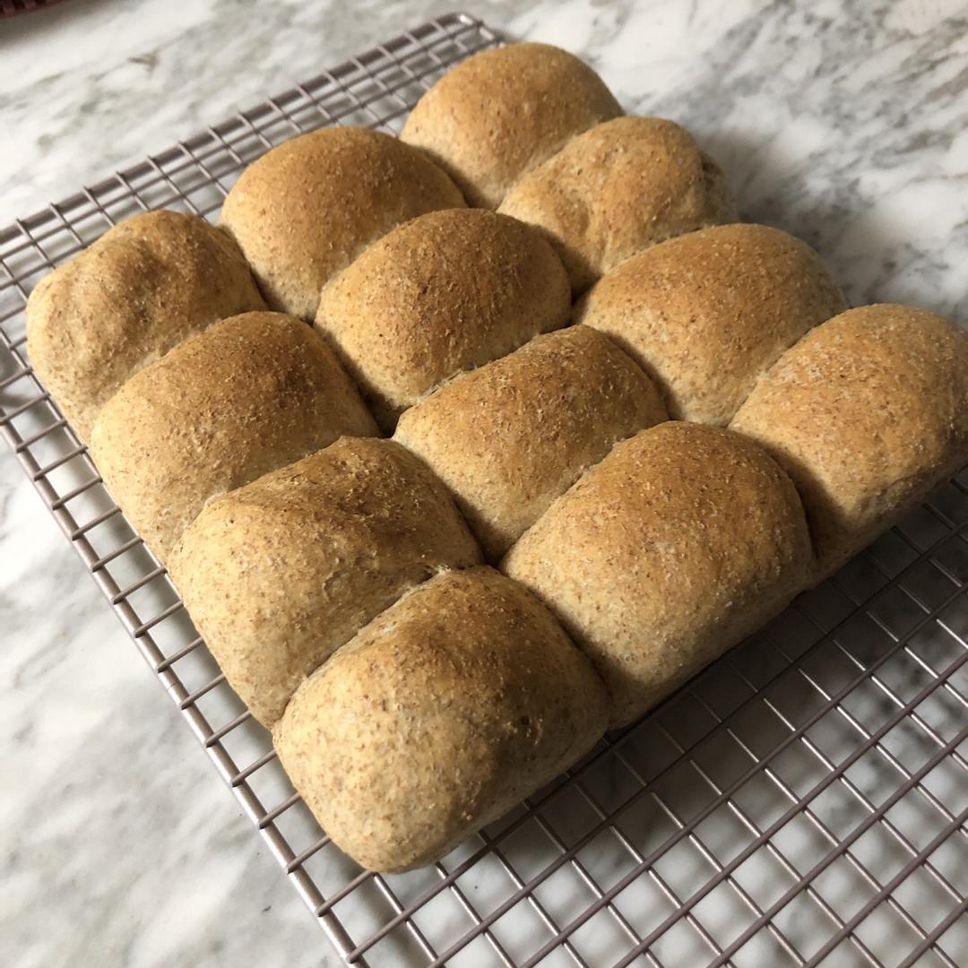 高水量全麦小餐包 小美7分钟揉面