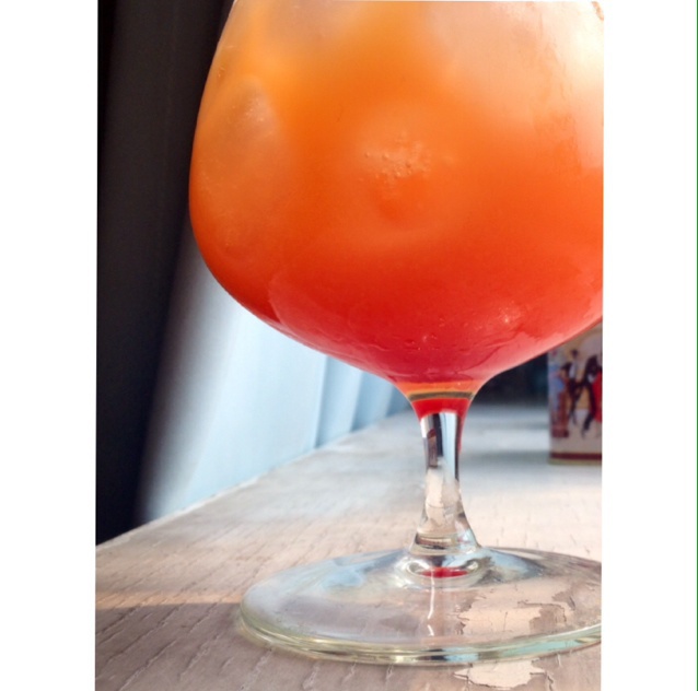 龙舌兰日出 Tequila Sunrise 鸡尾酒