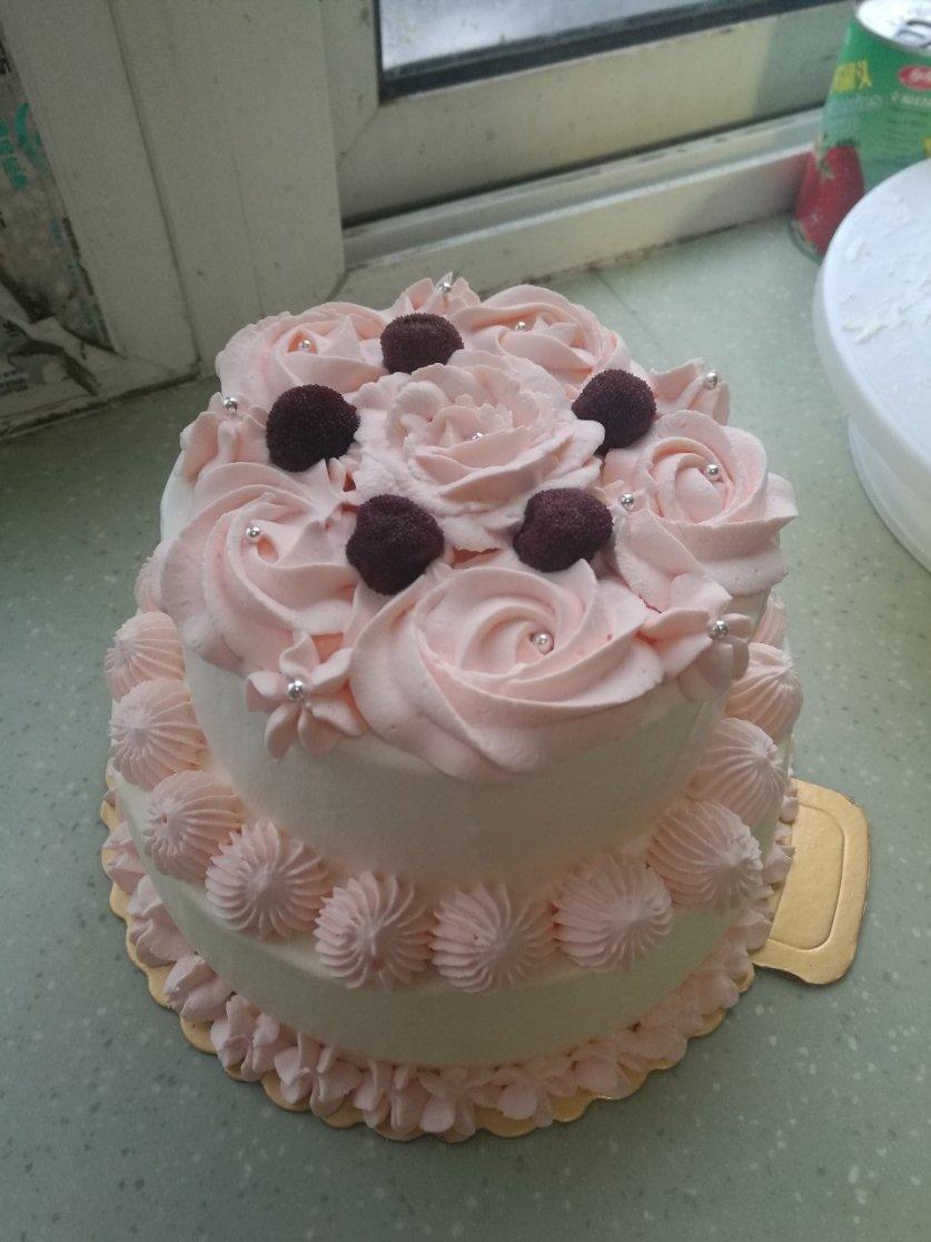 淡奶油裱花蛋糕