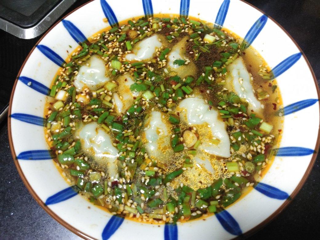 剩饺子怎么吃？— 快手版酸汤水饺