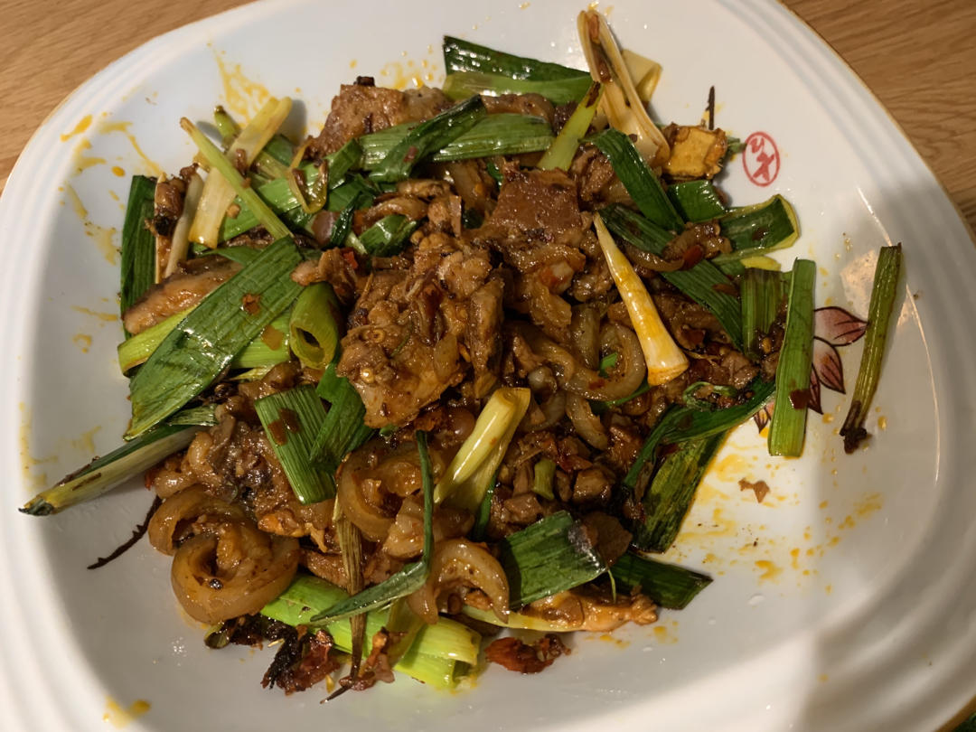 老丁的私房菜-蒜苗回锅肉