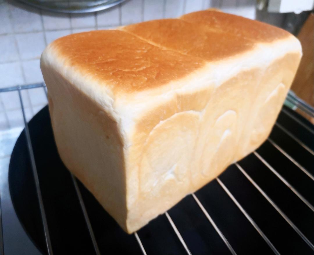 软到拿不起来的生吐司