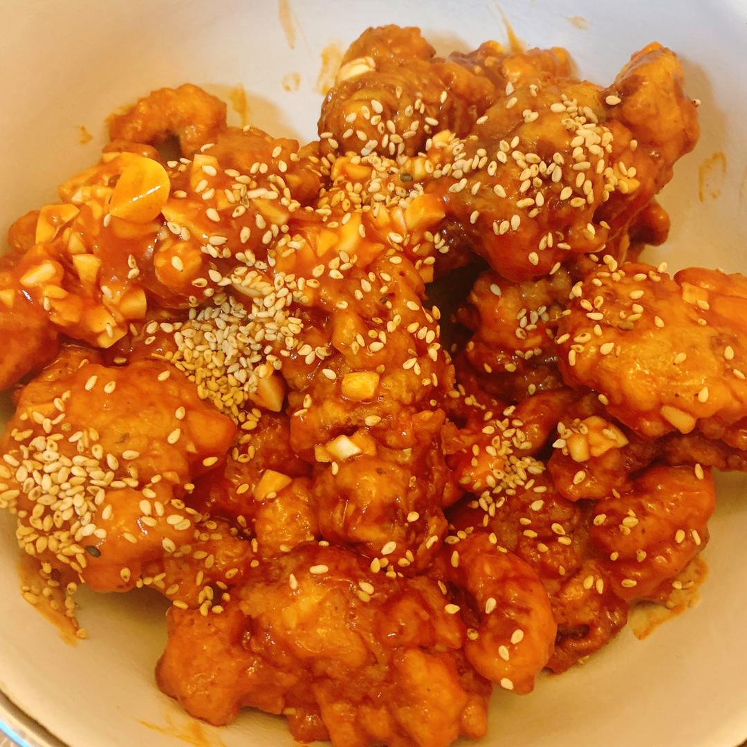 在家吃韩式炸鸡