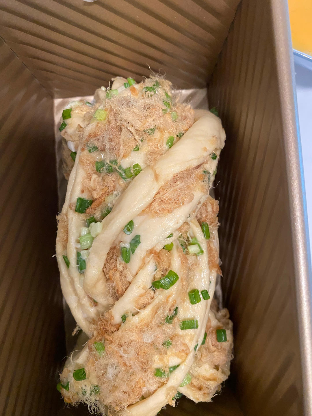 香葱肉松手撕吐司
