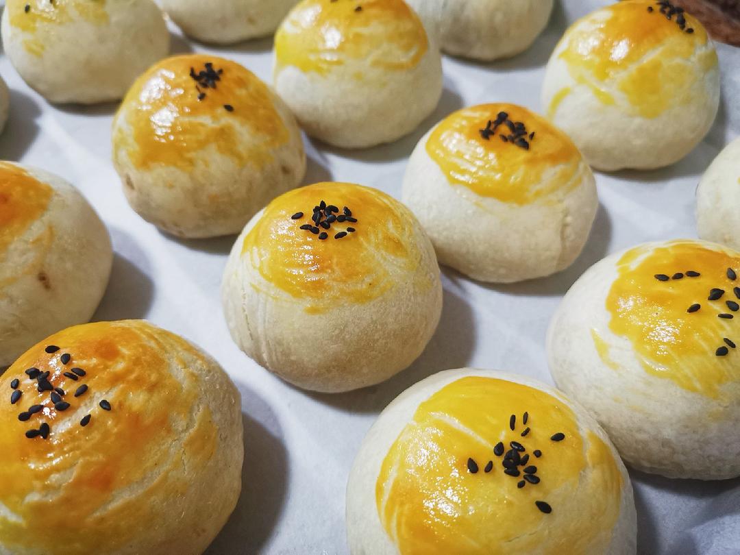 ㊙️网红麻薯肉松蛋黄酥🔥，好吃到爆‼️