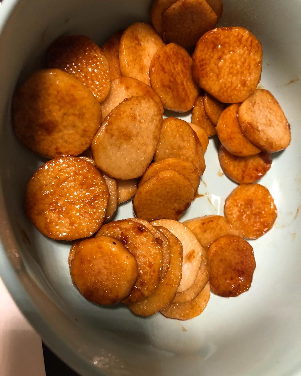 老板，来份煎山药。