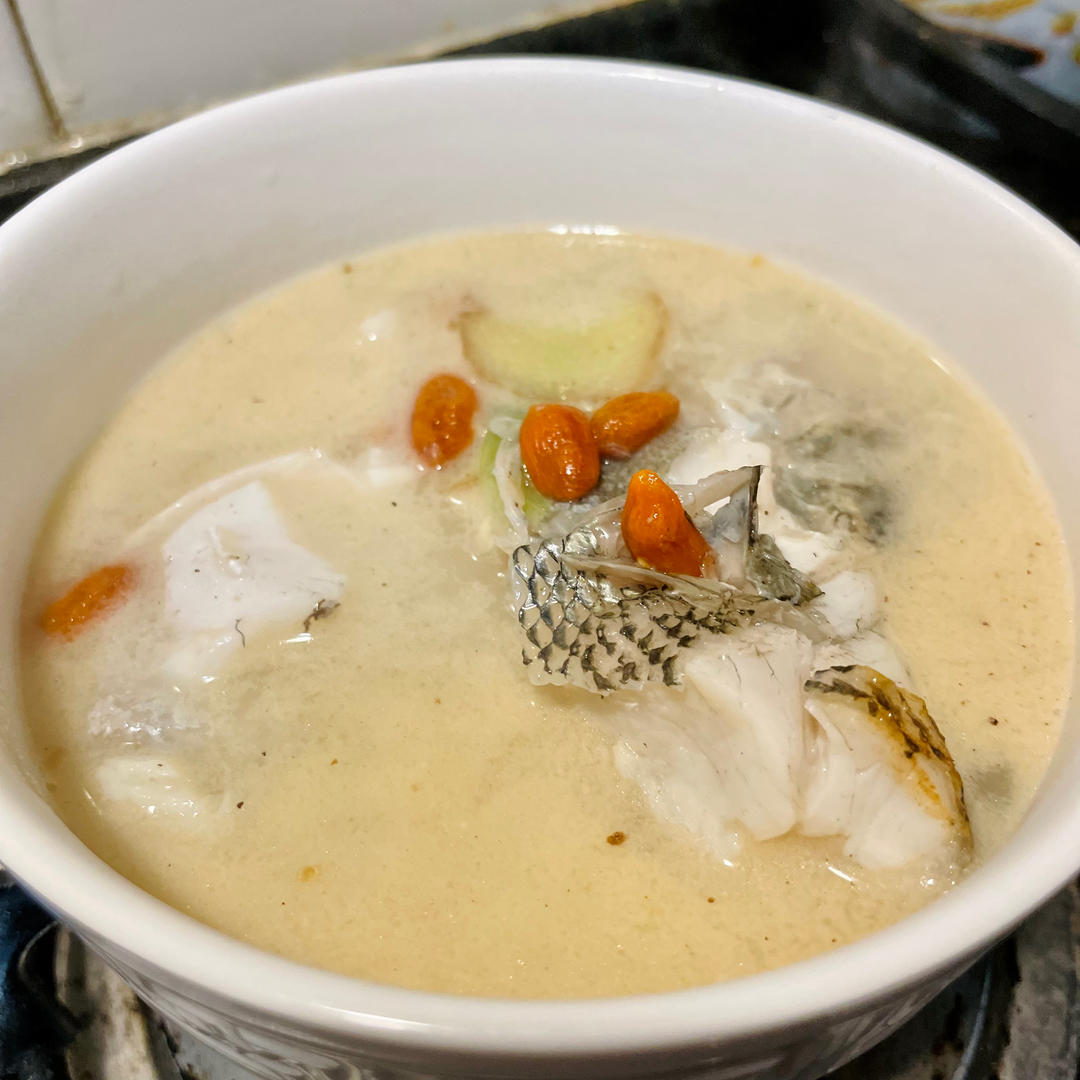 浓厚鱼汤