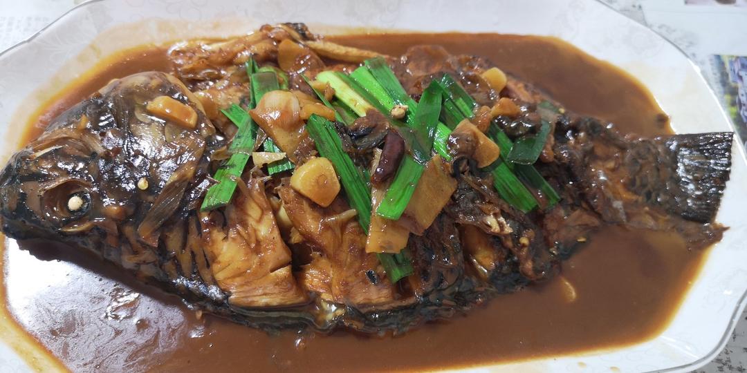 老丁的私房菜-红烧罗非鱼