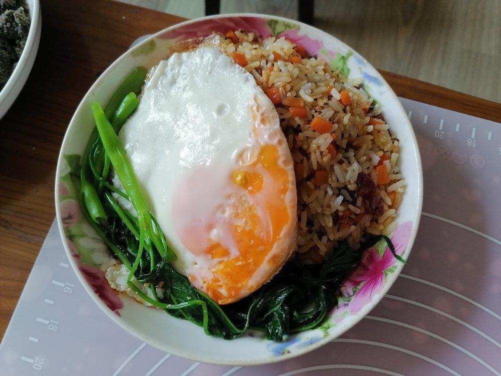 简单好吃的网红电饭煲焖饭