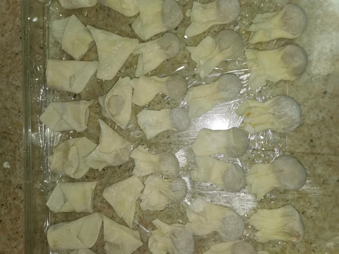 鲜虾小馄饨