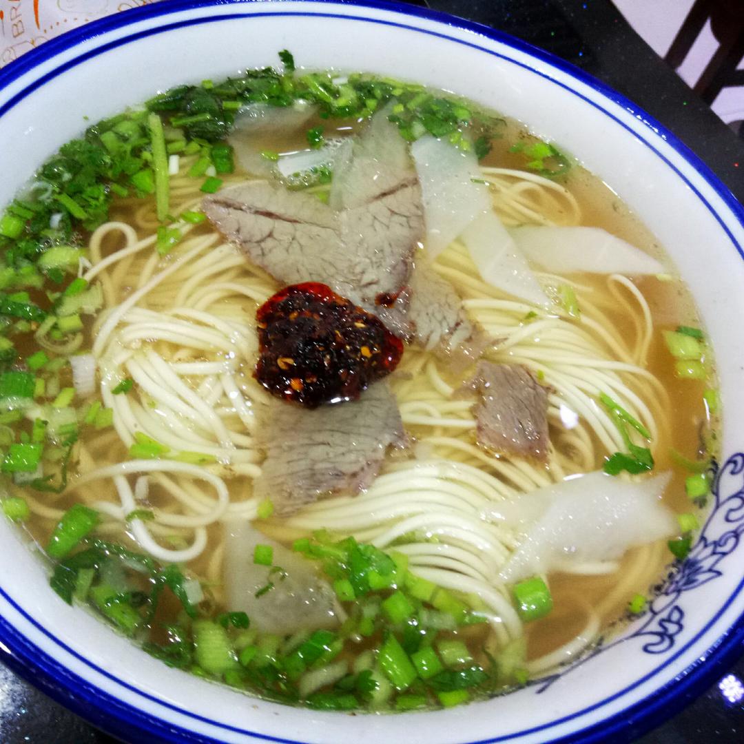 【牛肉拉面图片】小心烫舌_下厨房