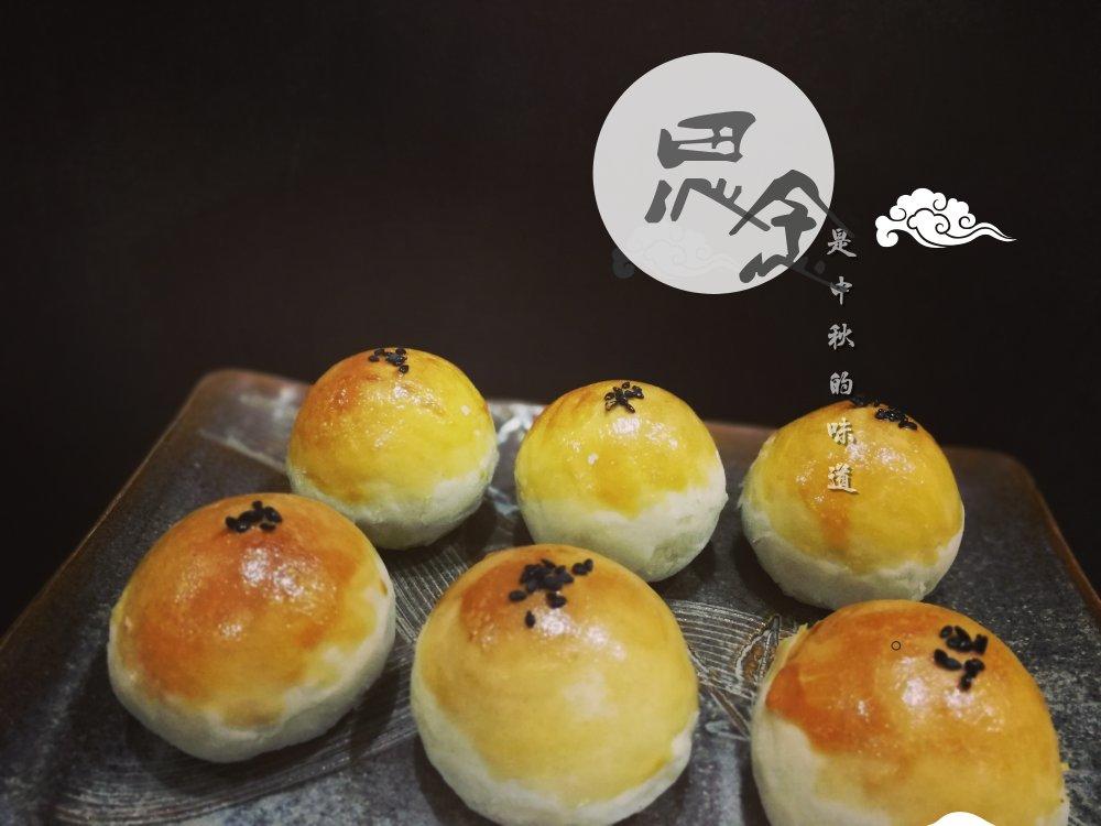 层层酥脆的完美蛋黄酥