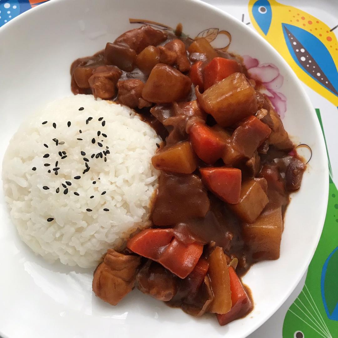 咖喱鸡肉饭