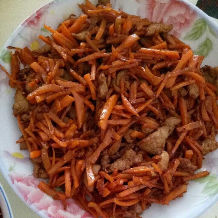胡萝卜炒肉丝
