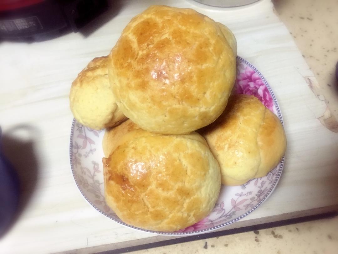 茶餐厅里最受欢迎的冰火菠萝油