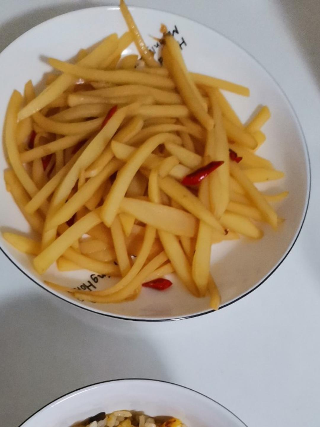 酸辣土豆丝的家常做法 超级下饭