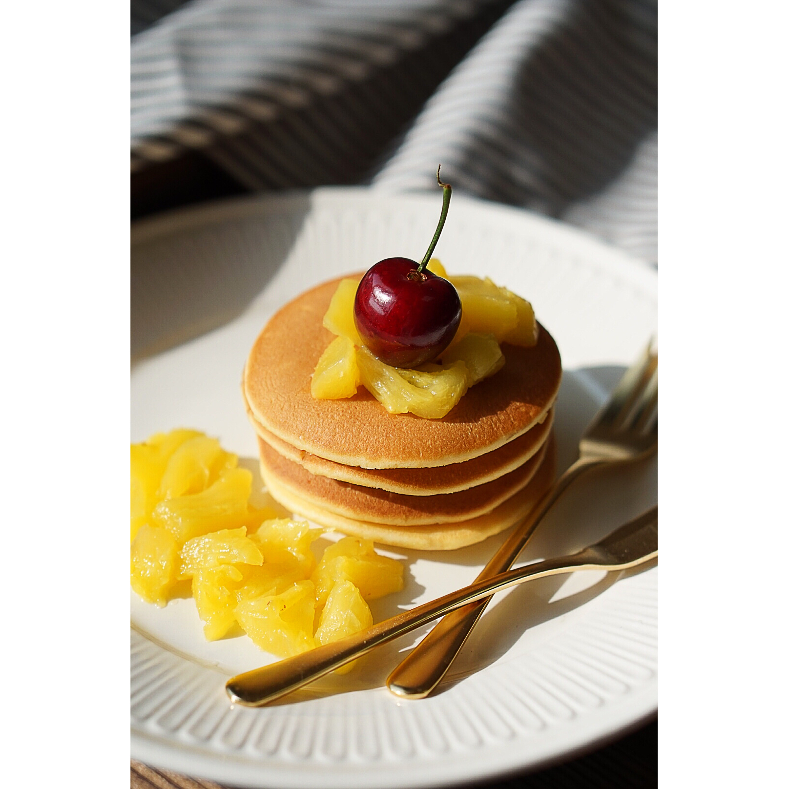 靴子熊猫做的凤梨菠萝松饼分蛋法