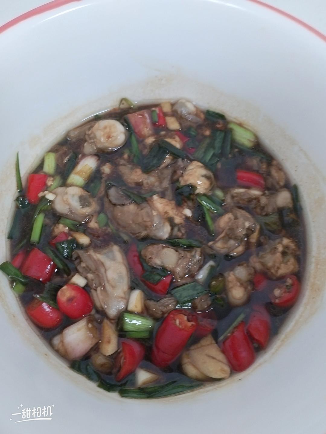 你一定要试试的捞汁生蚝，比蒜蓉烤生蚝好吃太多了