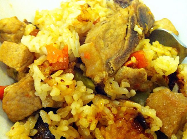 喷香排骨焖饭（爆好吃）