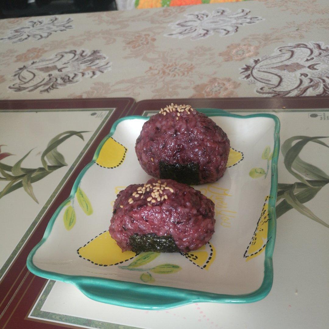 【北京早上好】紫米芝士肉松饭团