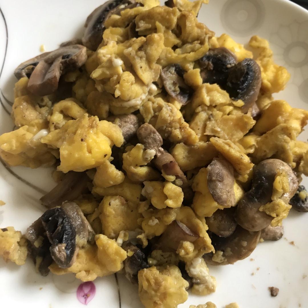 蘑菇炒鸡蛋